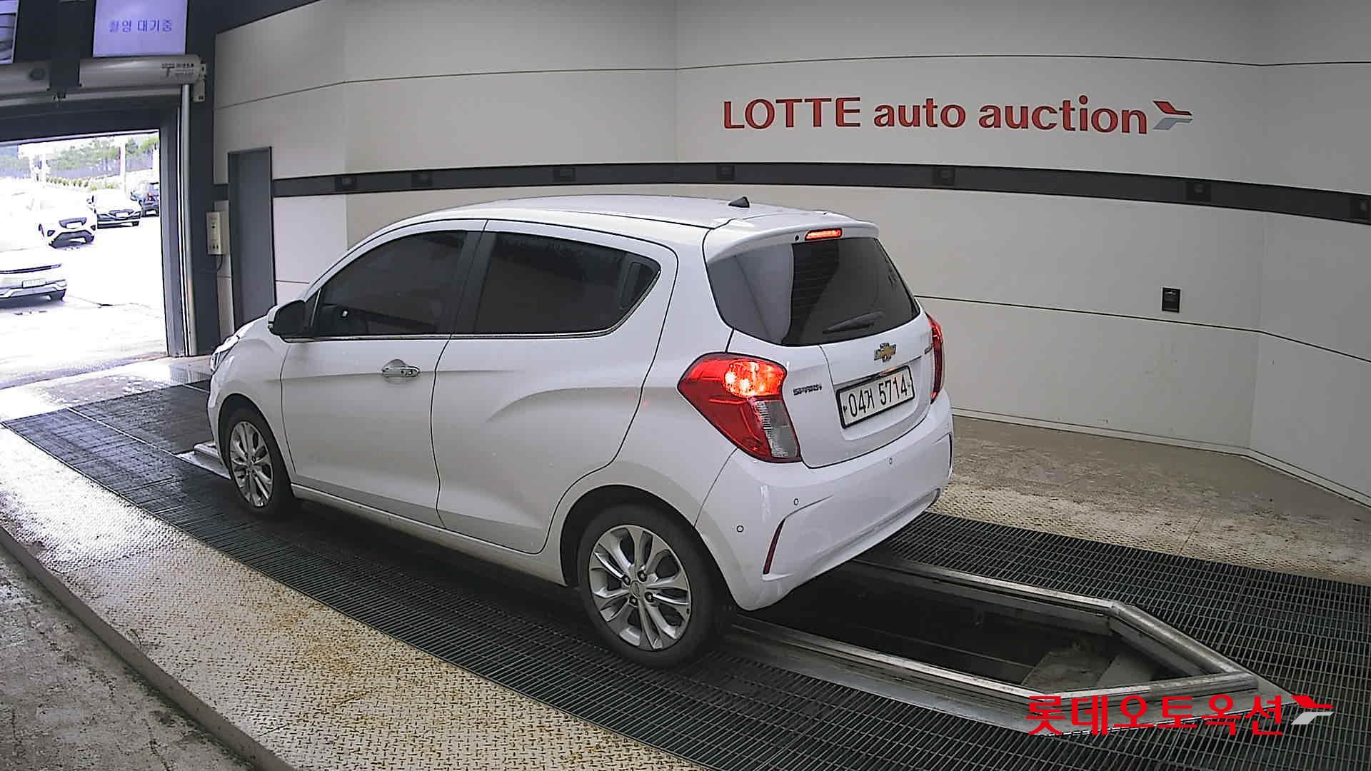2019 - chevrolet spark