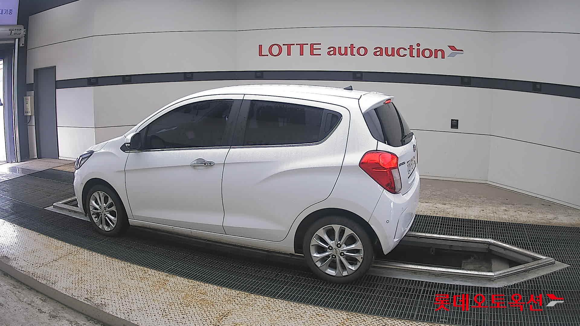 2019 - chevrolet spark