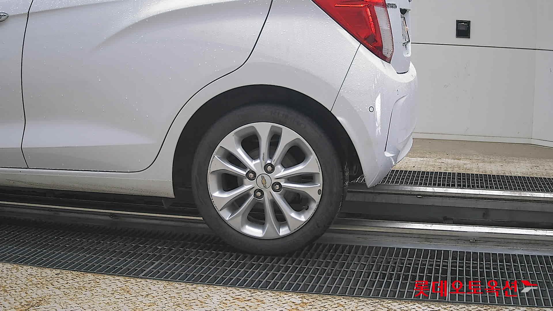 2019 - chevrolet spark