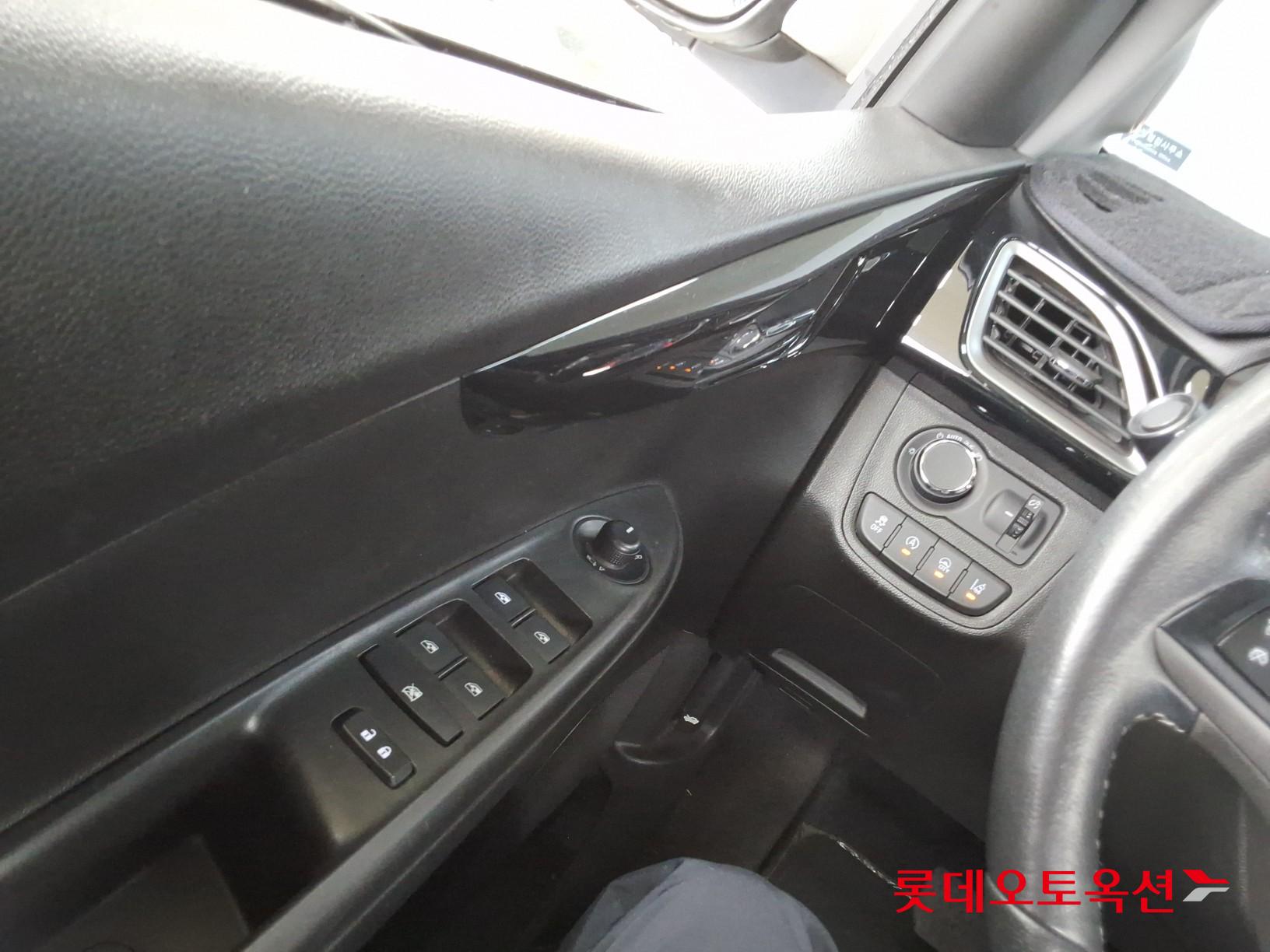 2019 - chevrolet spark