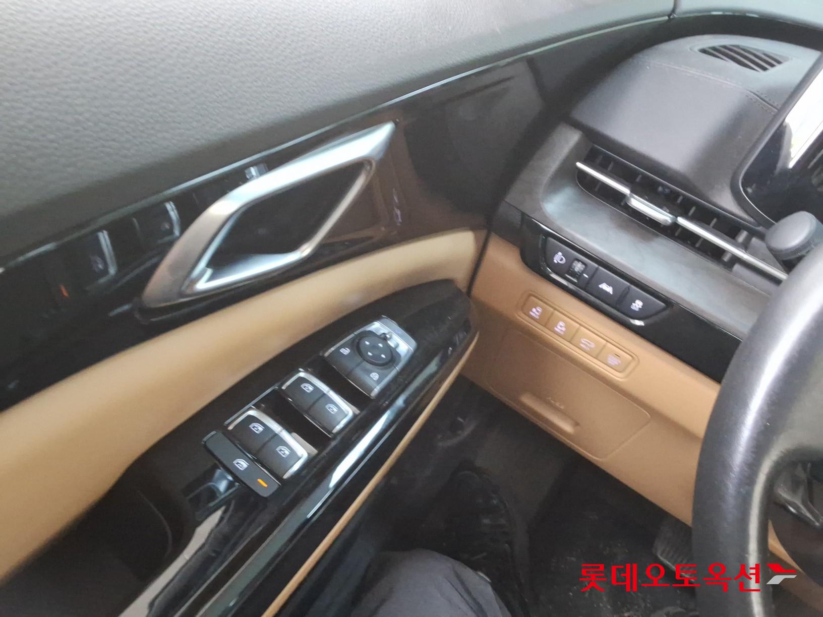 2022 - kia carnival