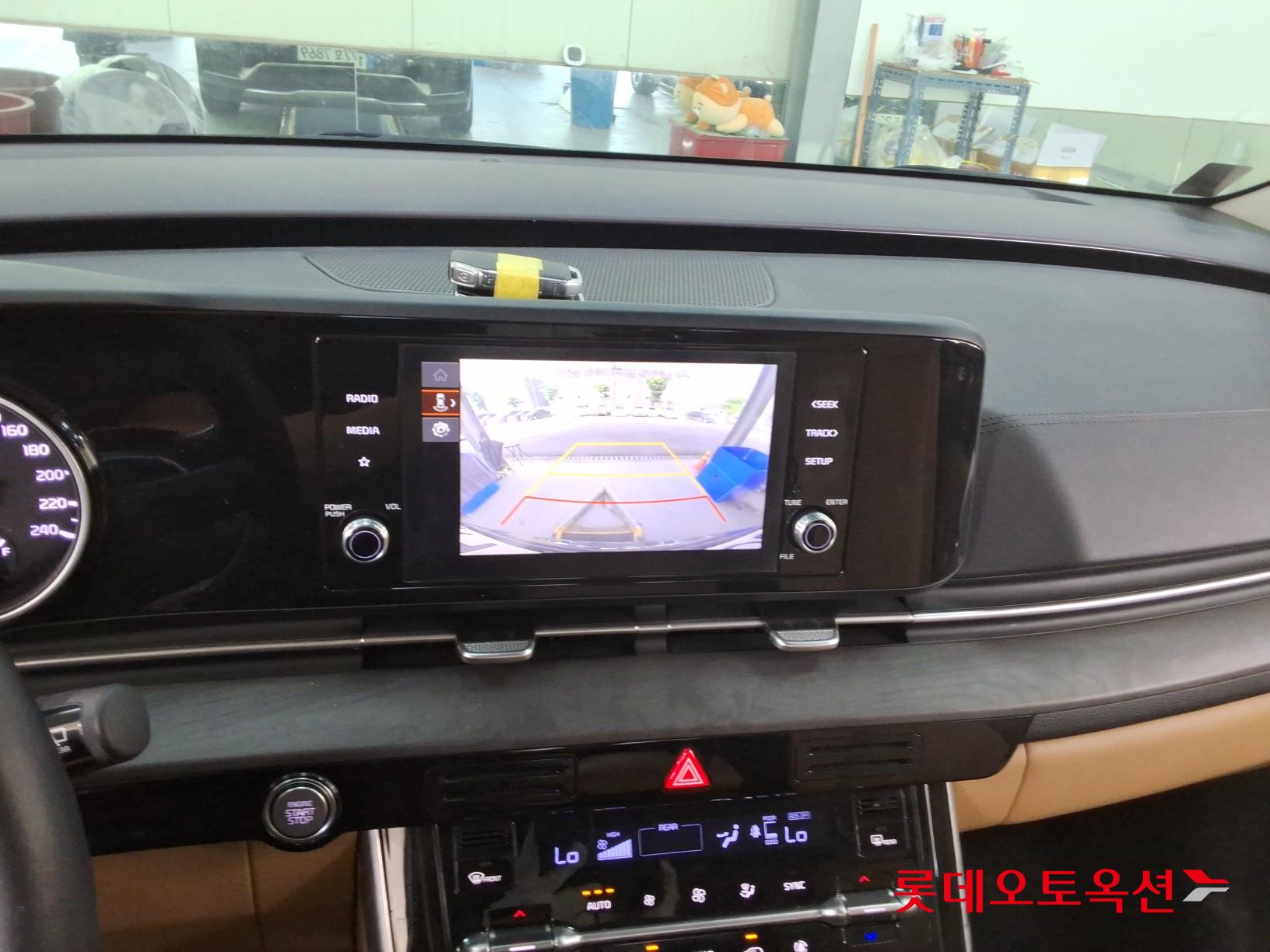 2022 - kia carnival