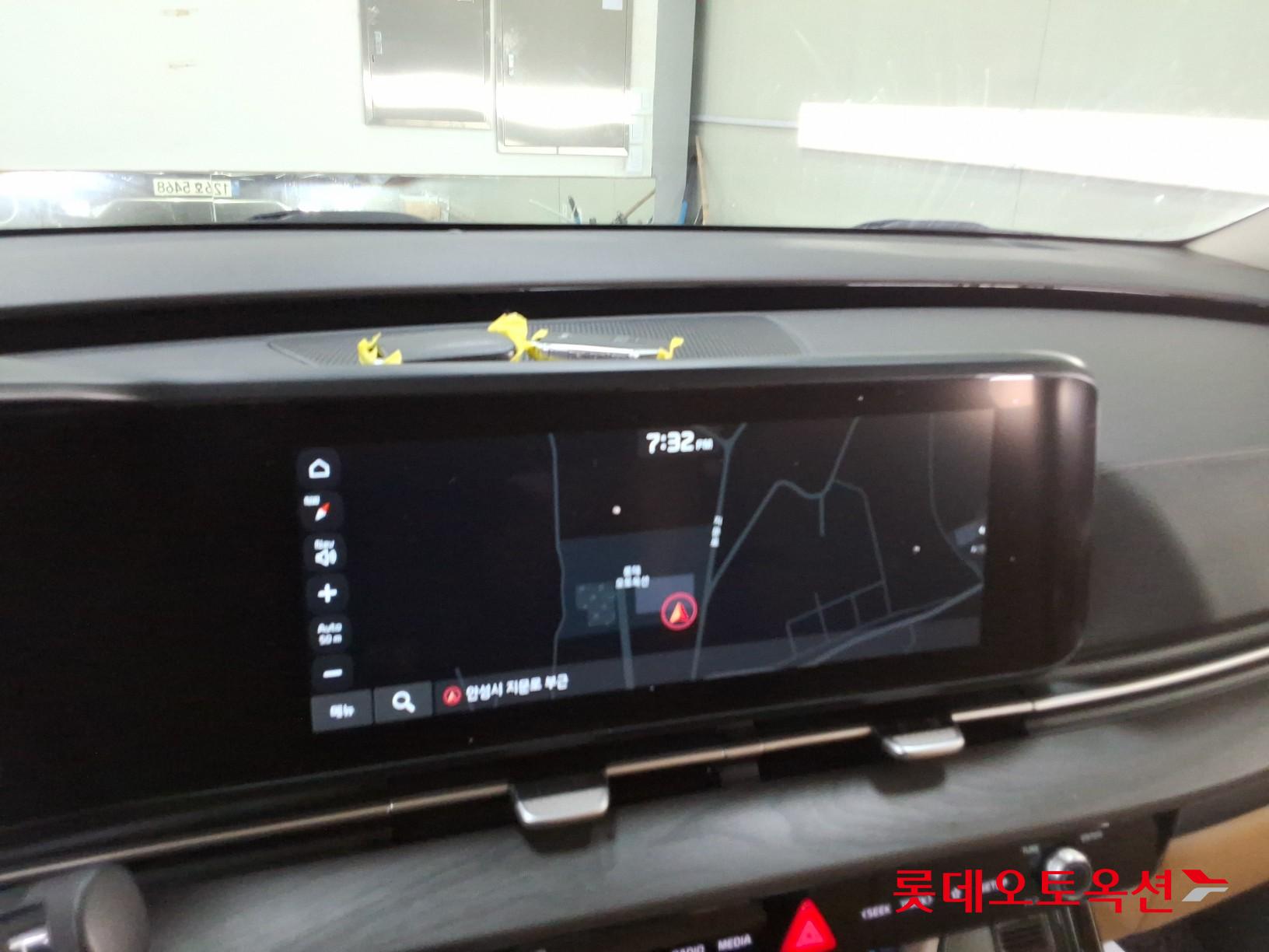 2021 - kia carnival