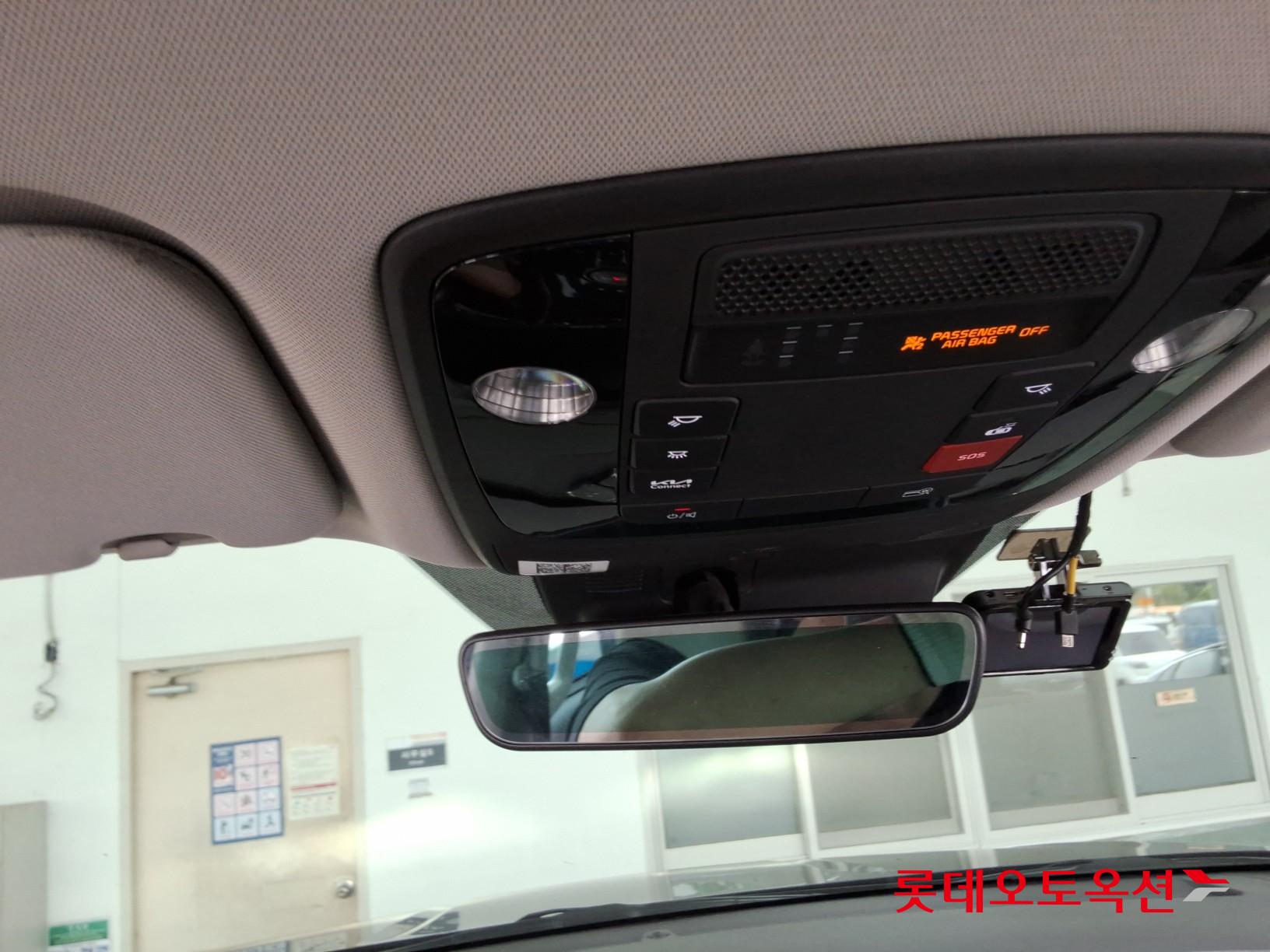 2022 - kia carnival