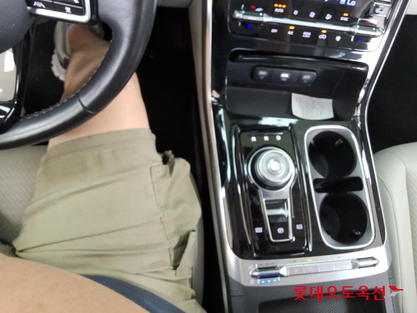 2022 - kia carnival