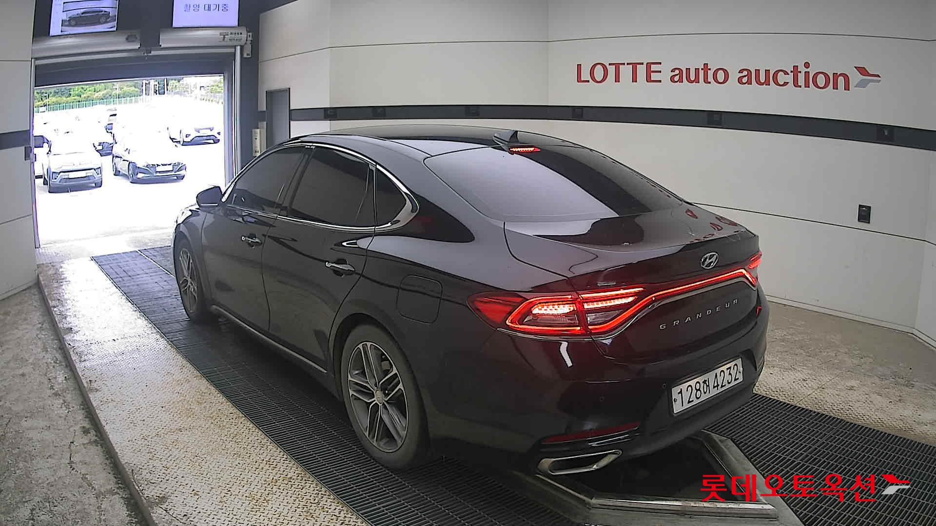 2019 - hyundai grandeur