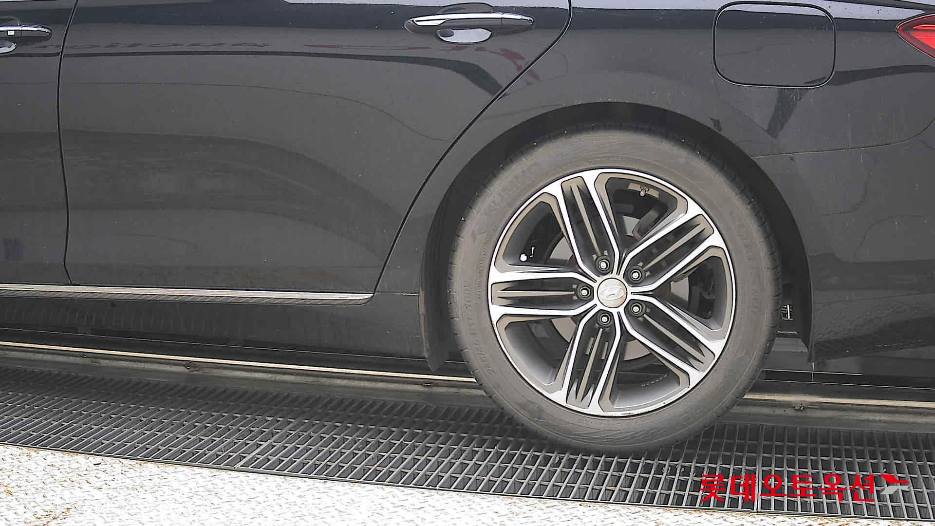 2019 - hyundai grandeur