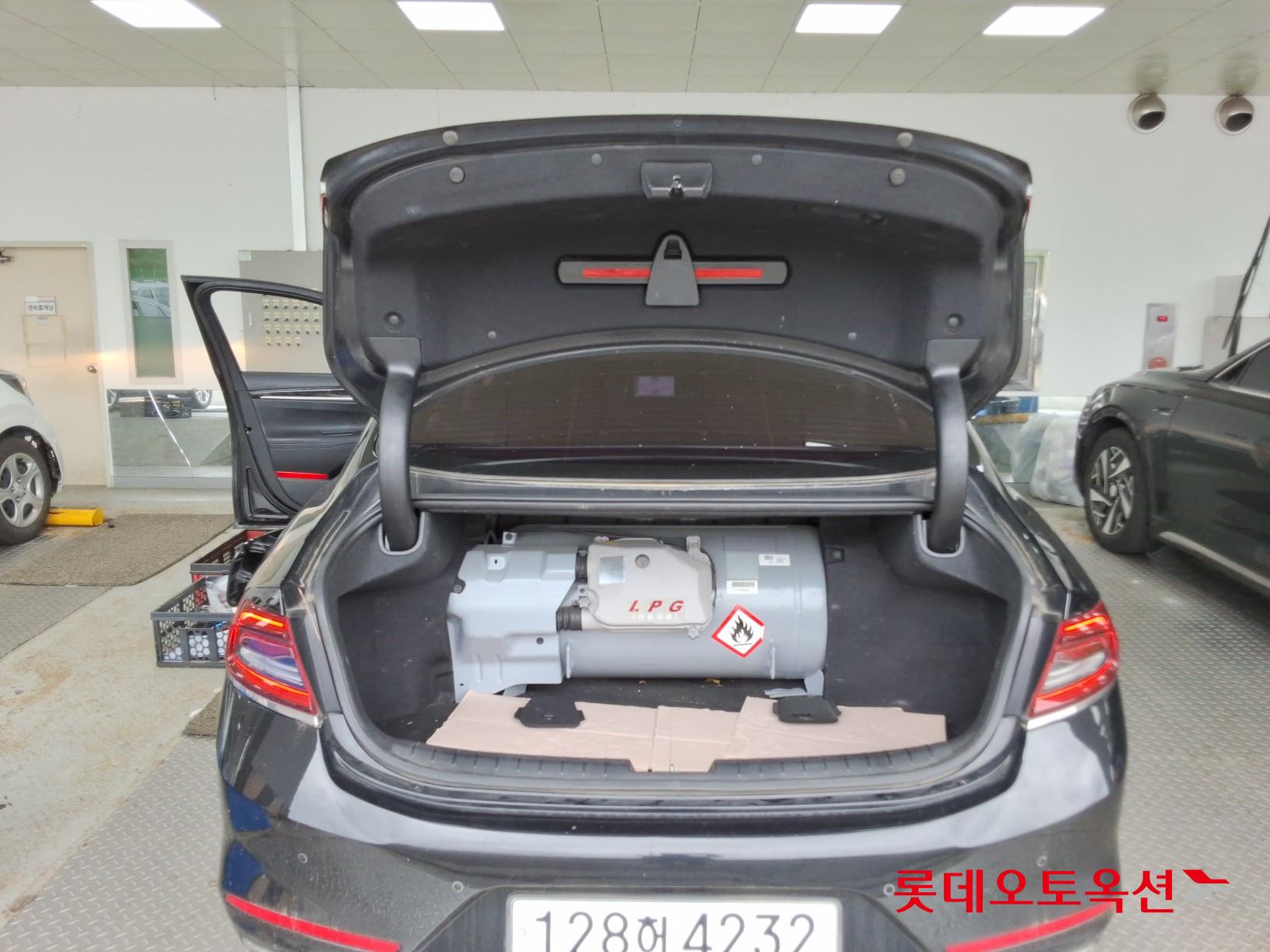 2019 - hyundai grandeur