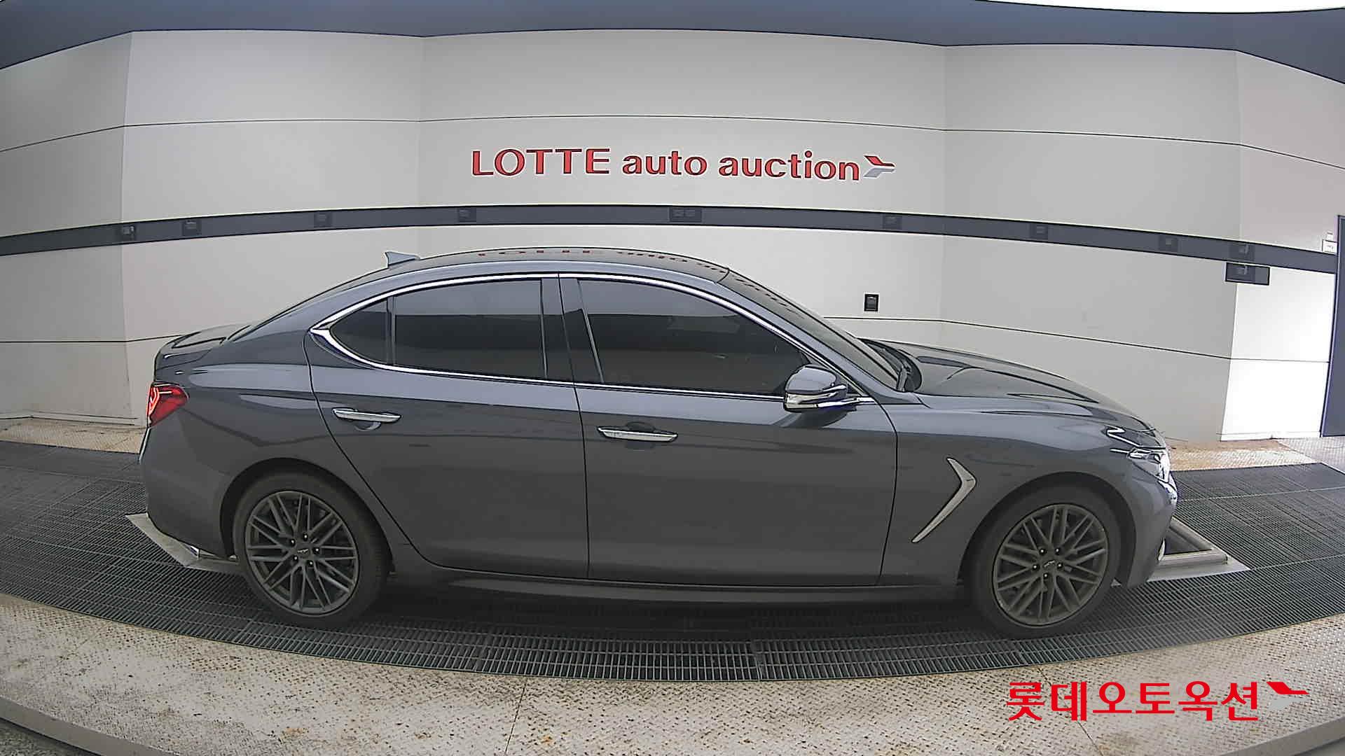 2018 - genesis g70