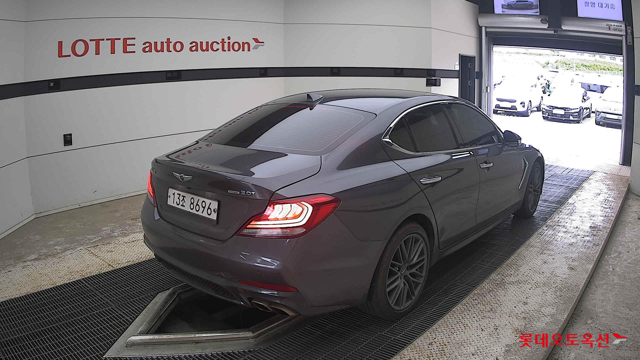 2018 - genesis g70