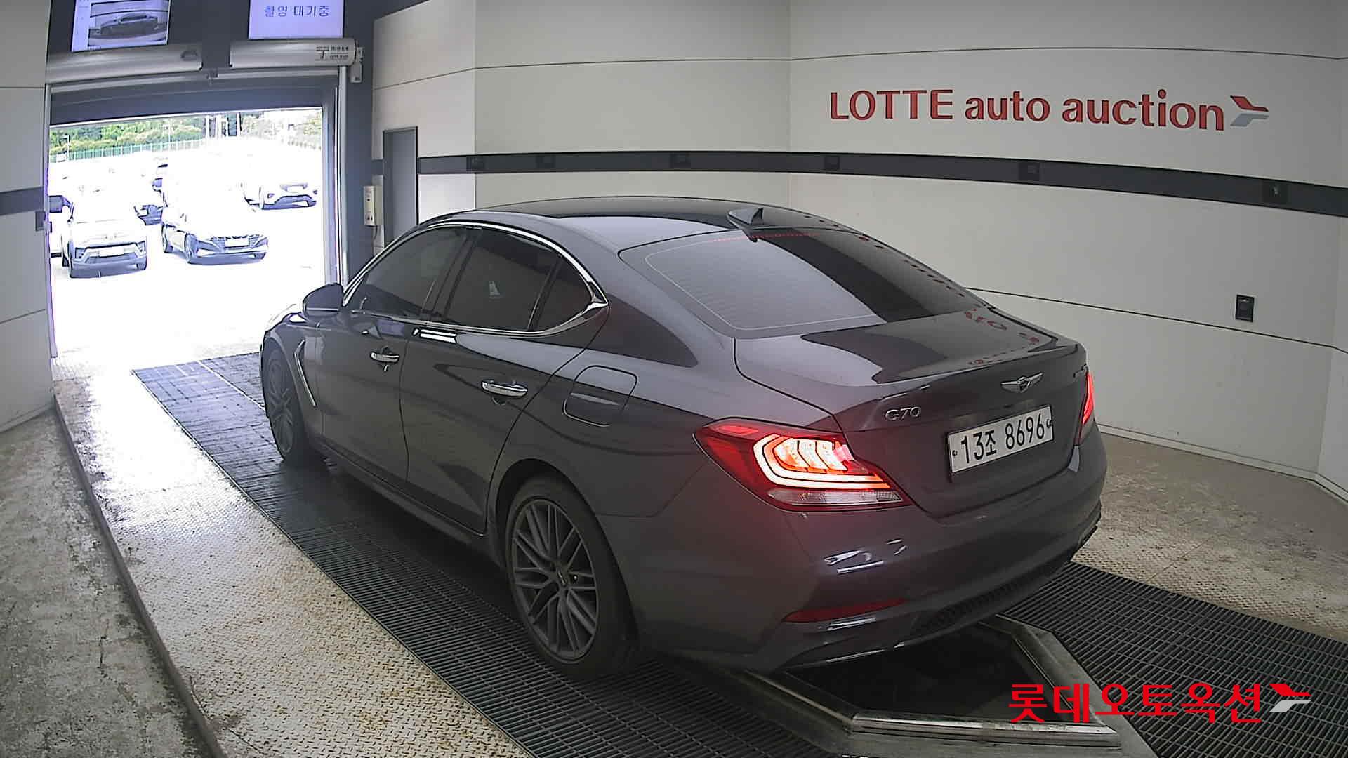 2018 - genesis g70