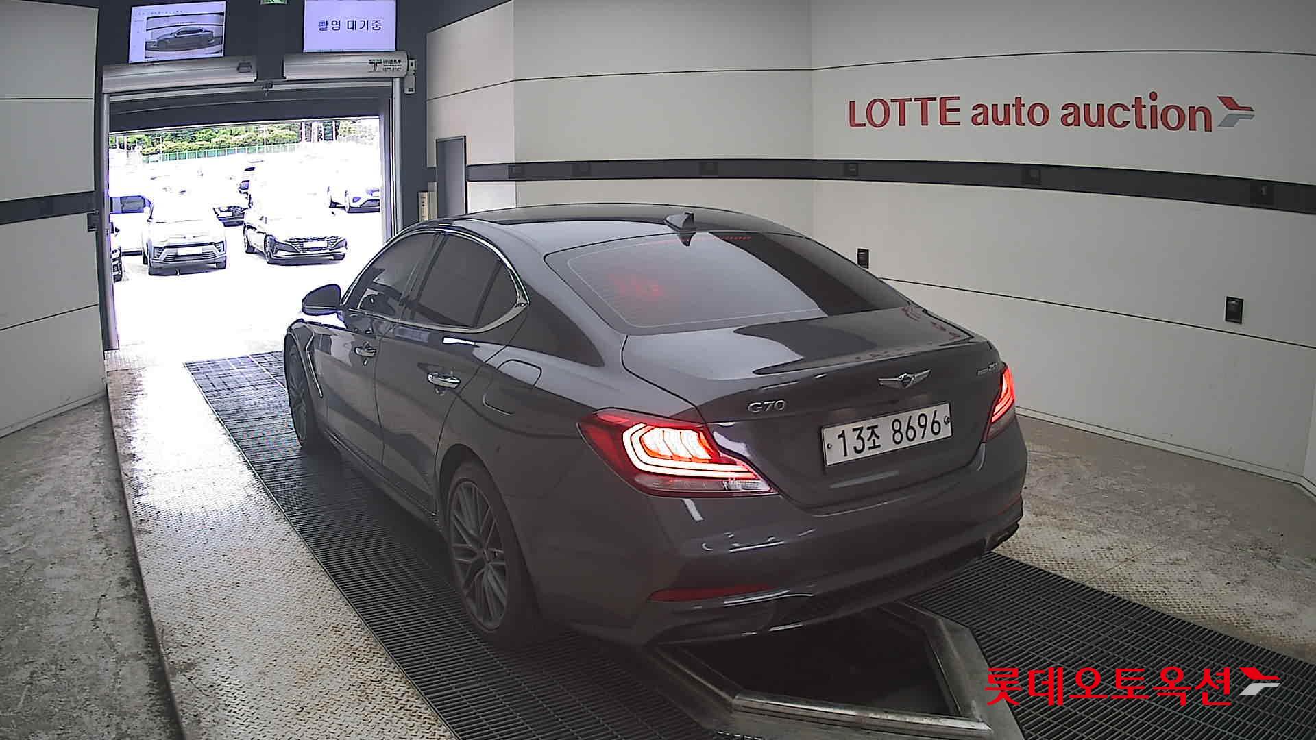 2018 - genesis g70