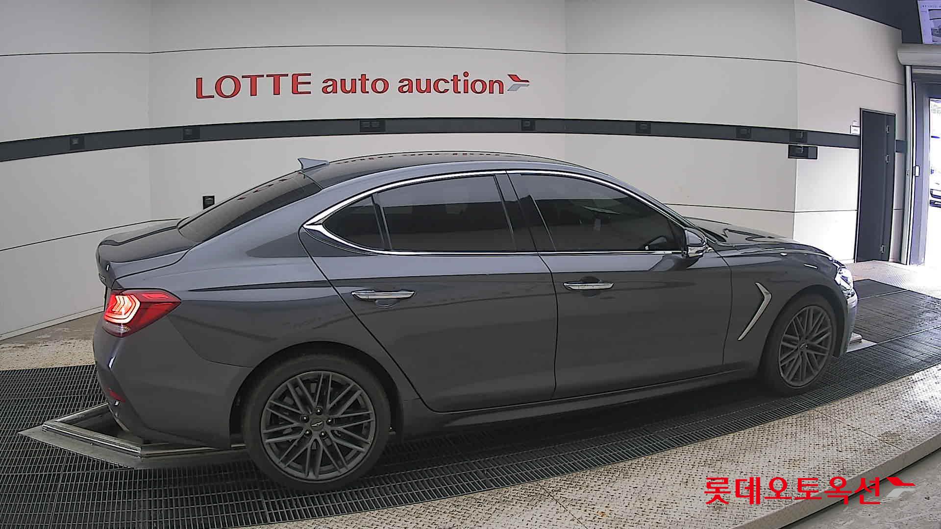 2018 - genesis g70