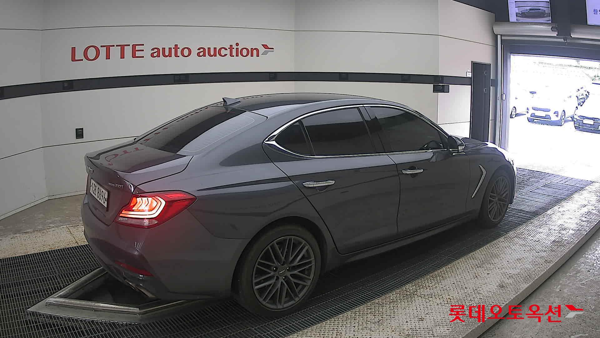 2018 - genesis g70