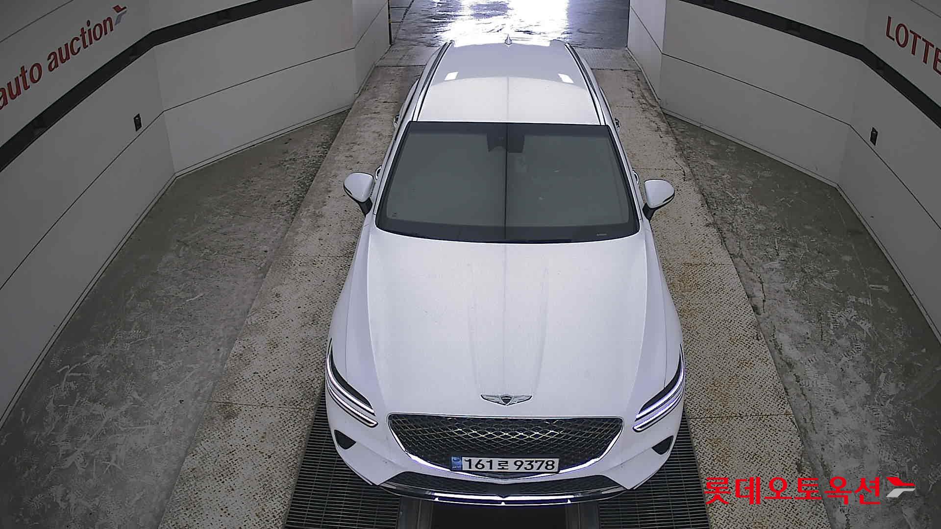 2021 - genesis gv70
