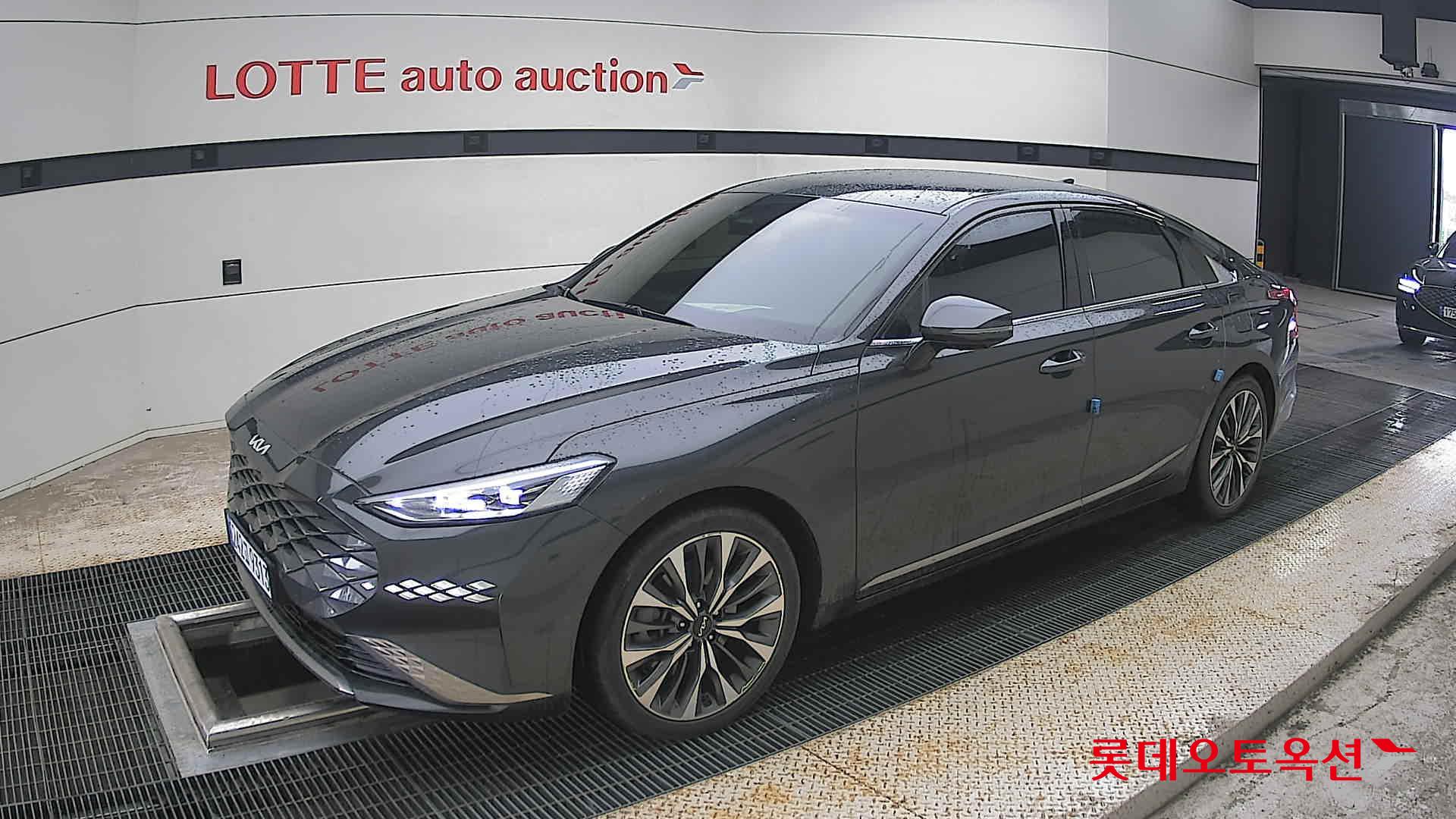 2023 - kia k8