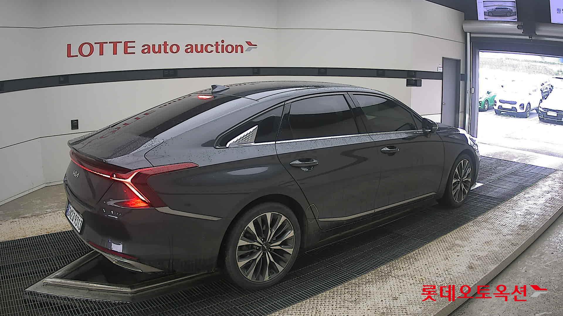 2023 - kia k8