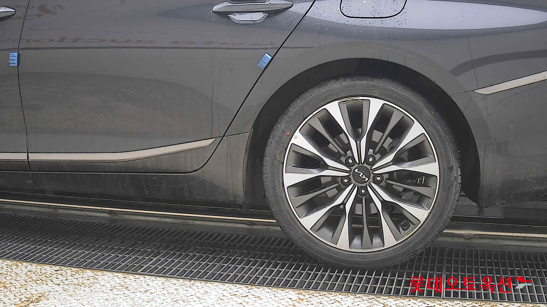 2023 - kia k8