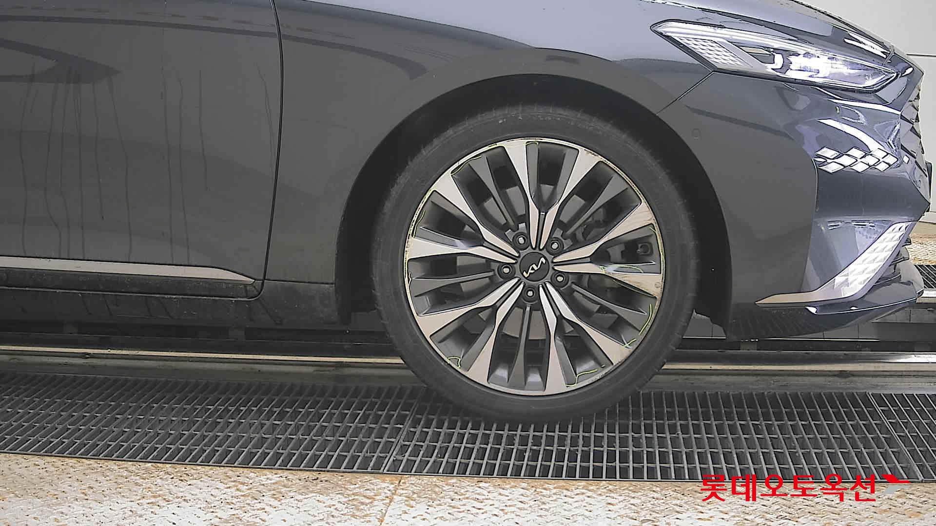 2023 - kia k8