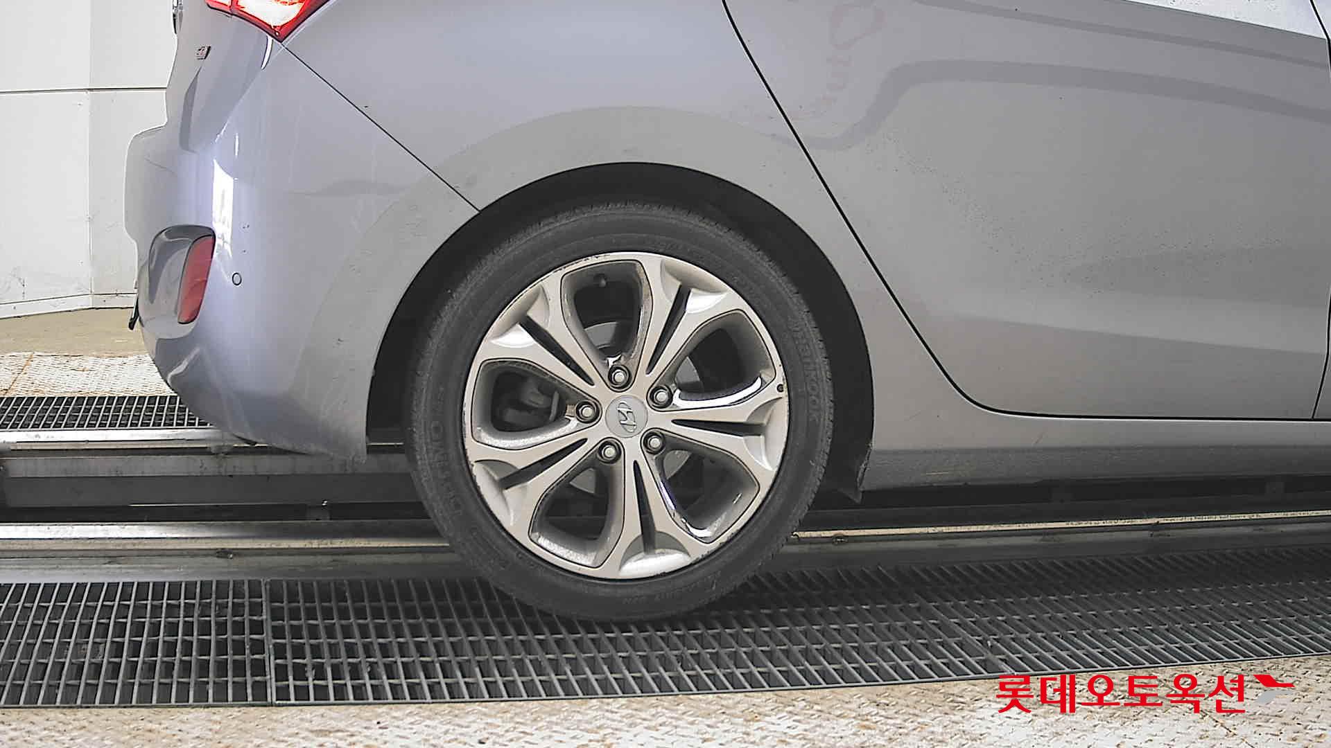 2012 - hyundai i30