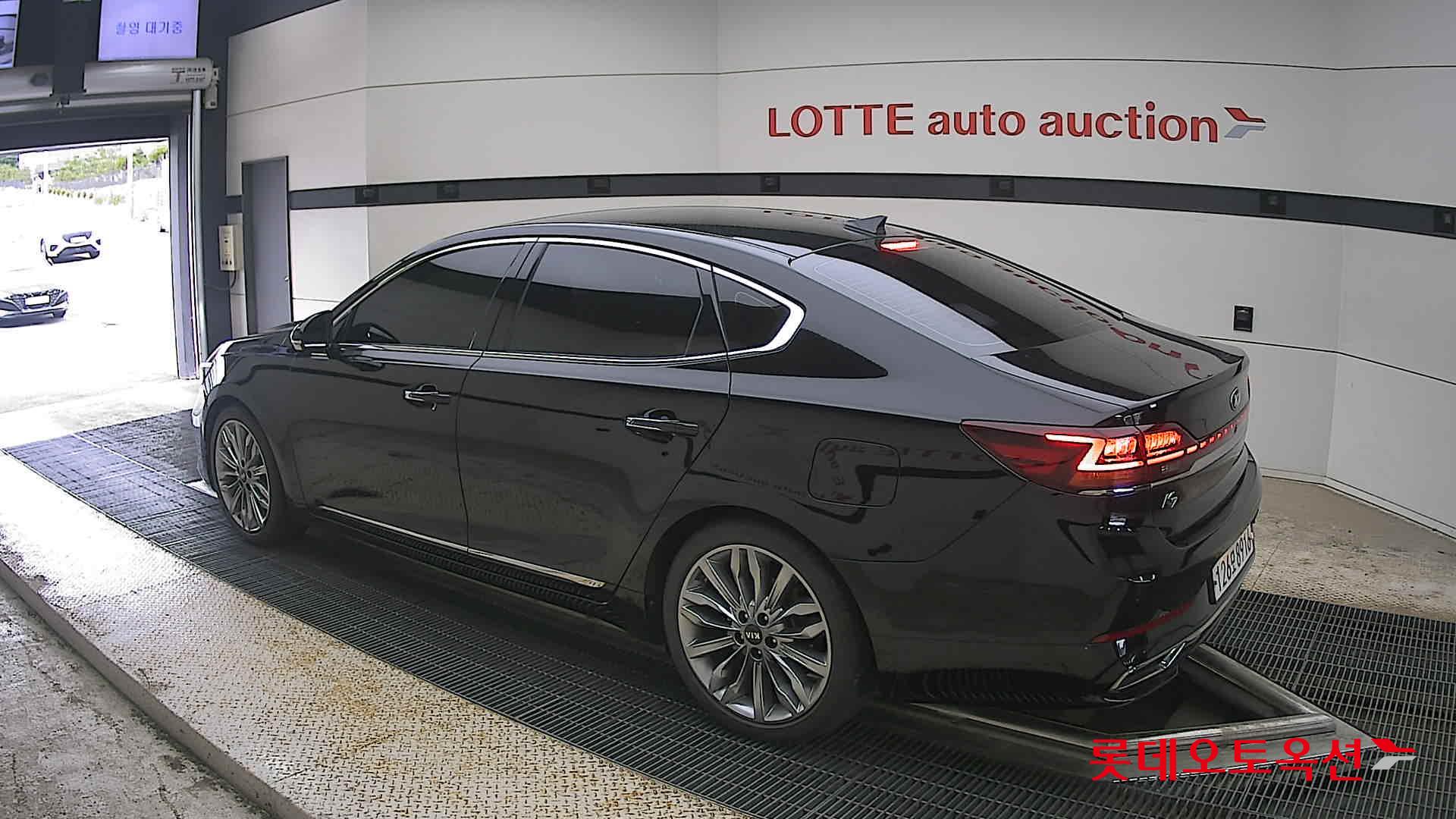 2020 - kia k7
