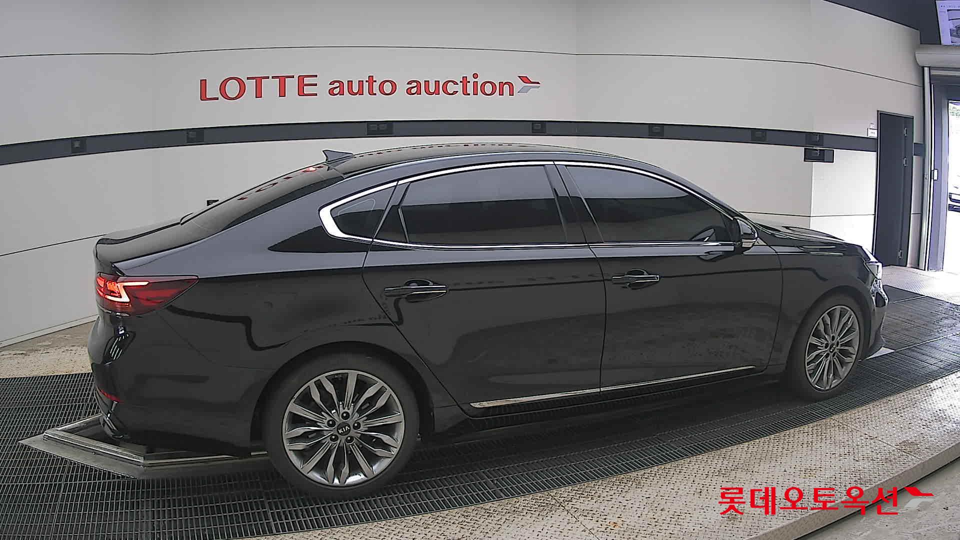 2020 - kia k7