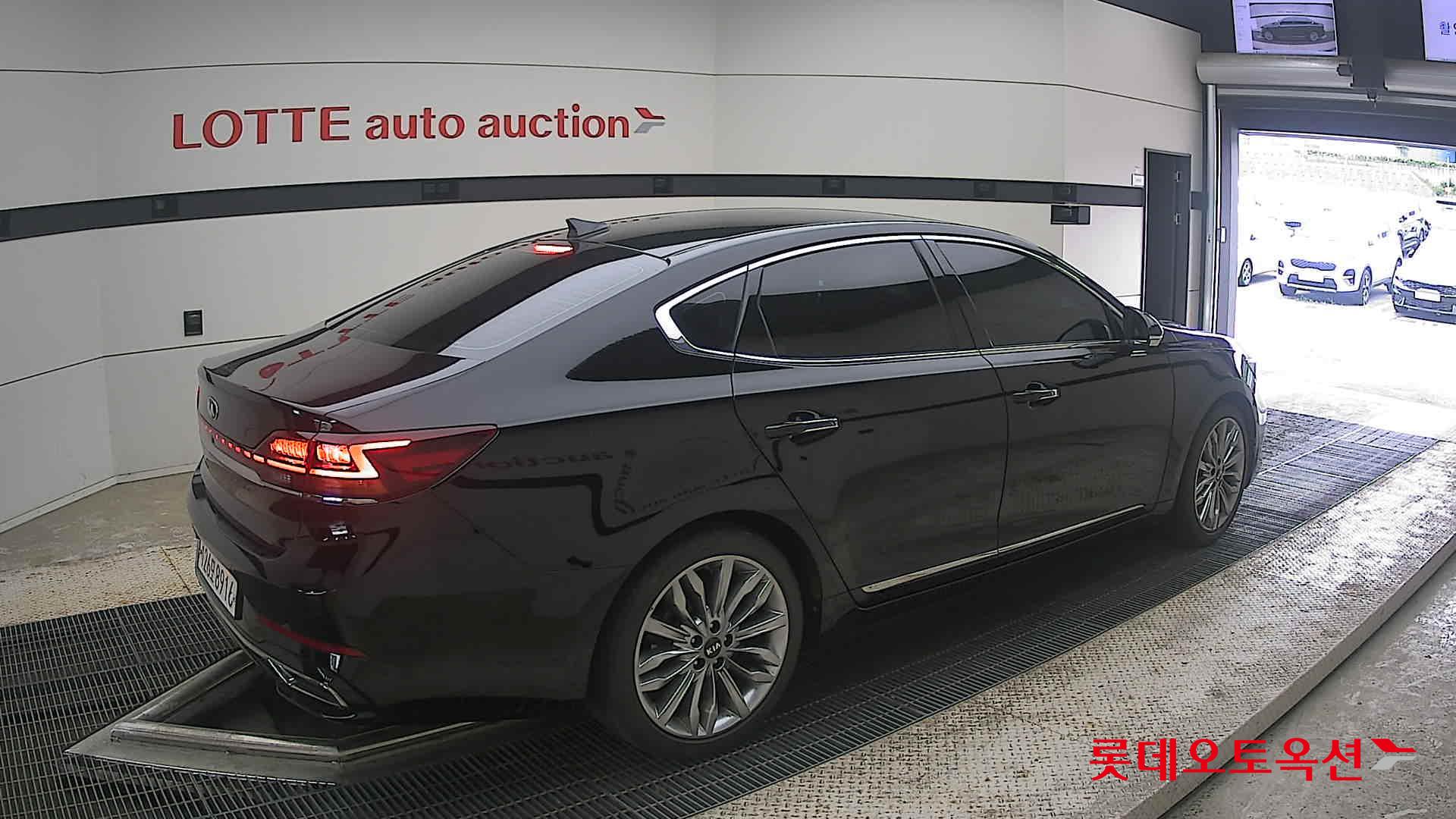 2020 - kia k7