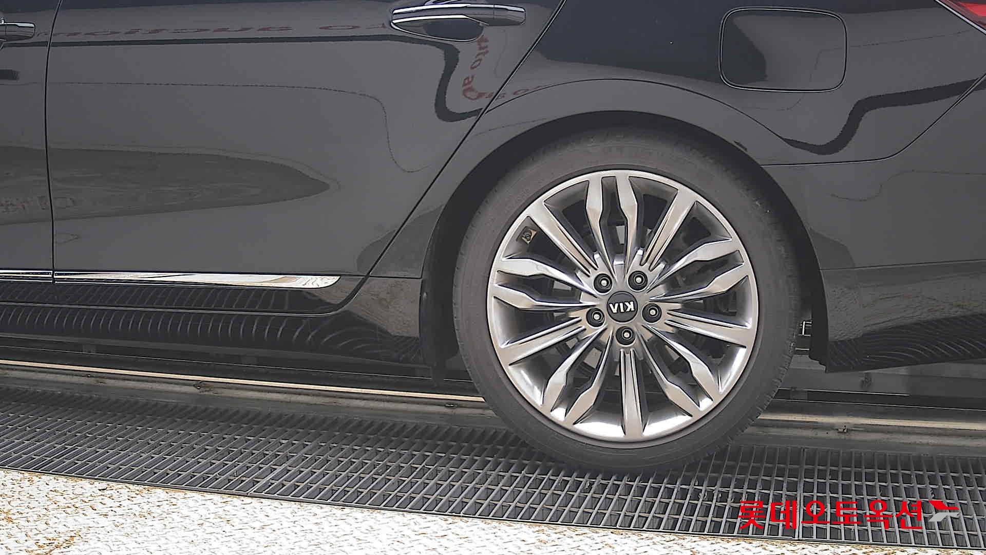 2020 - kia k7