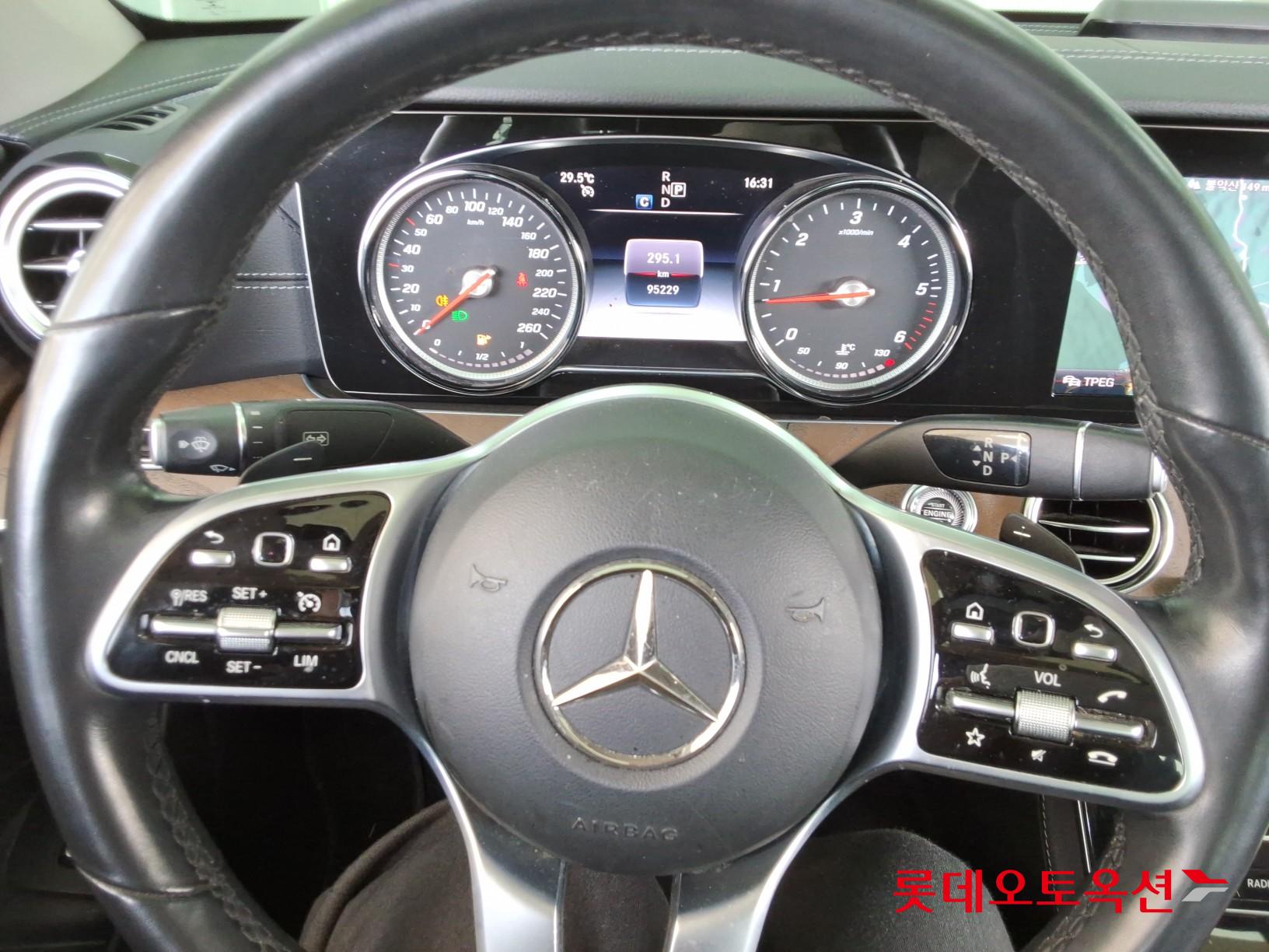 2019 - mercedes-benz e220d