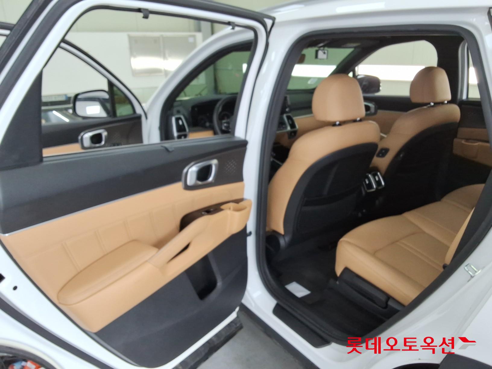 2021 - kia sorento