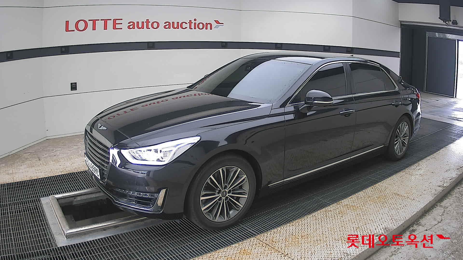 2018 - genesis eq900