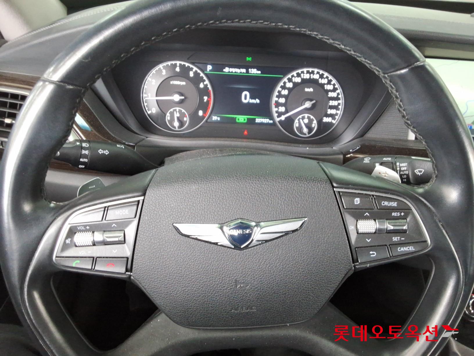 2018 - genesis eq900