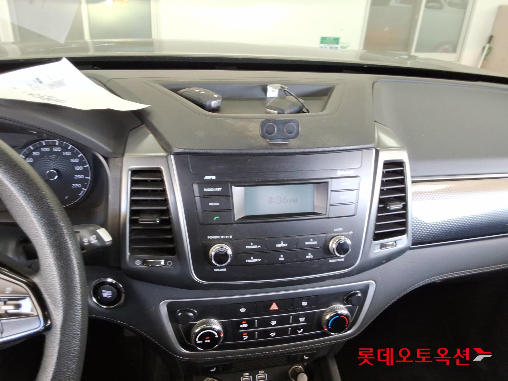 2022 - ssangyong rexton