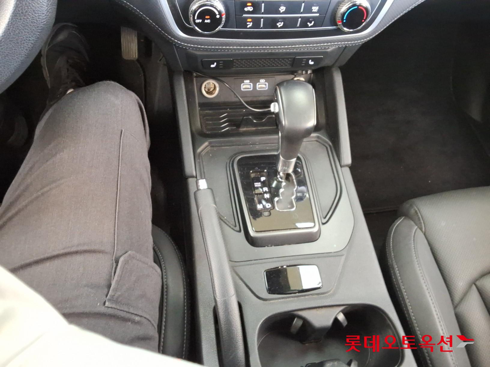 2022 - ssangyong rexton