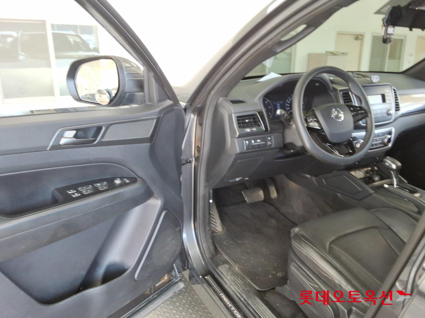 2022 - ssangyong rexton