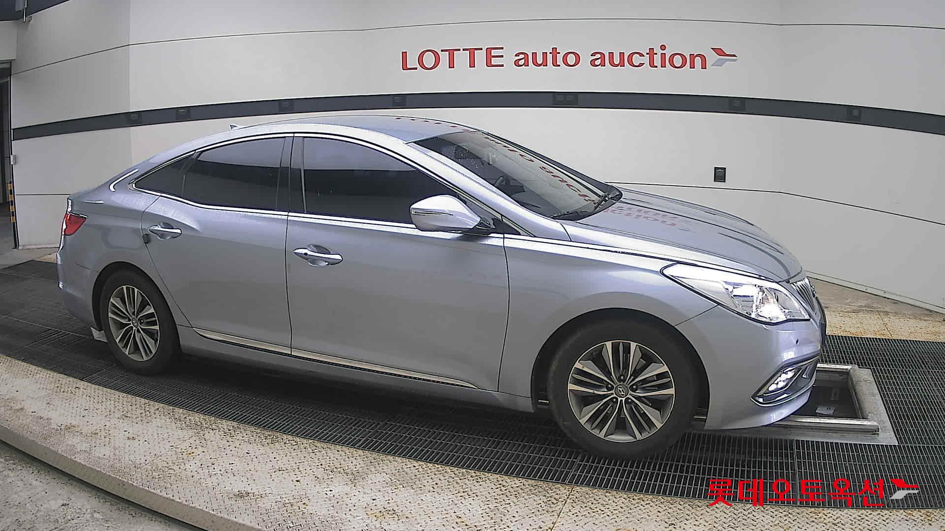 2016 - hyundai grandeur