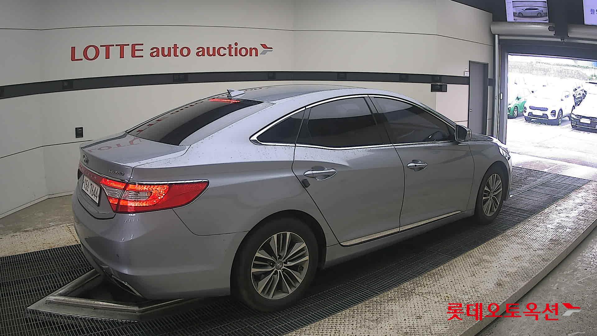 2016 - hyundai grandeur