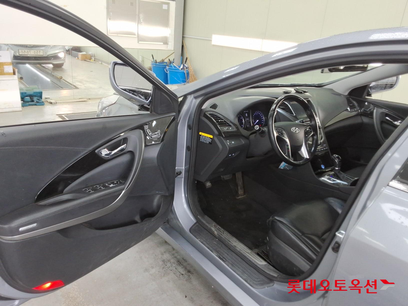 2016 - hyundai grandeur