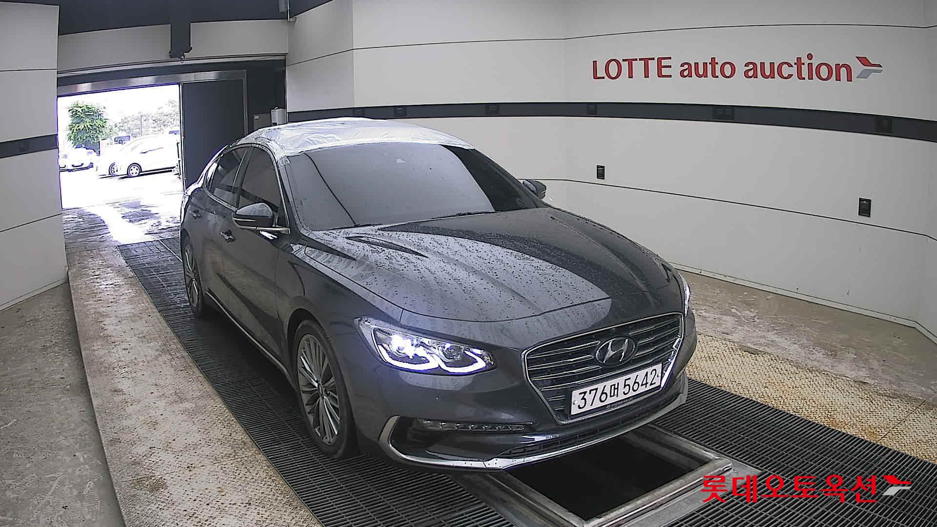 2018 - hyundai grandeur