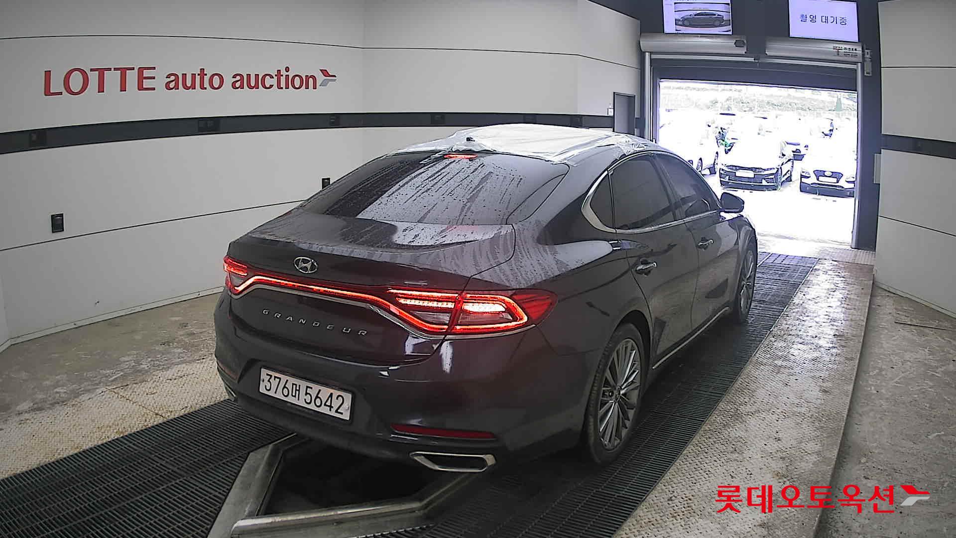 2018 - hyundai grandeur