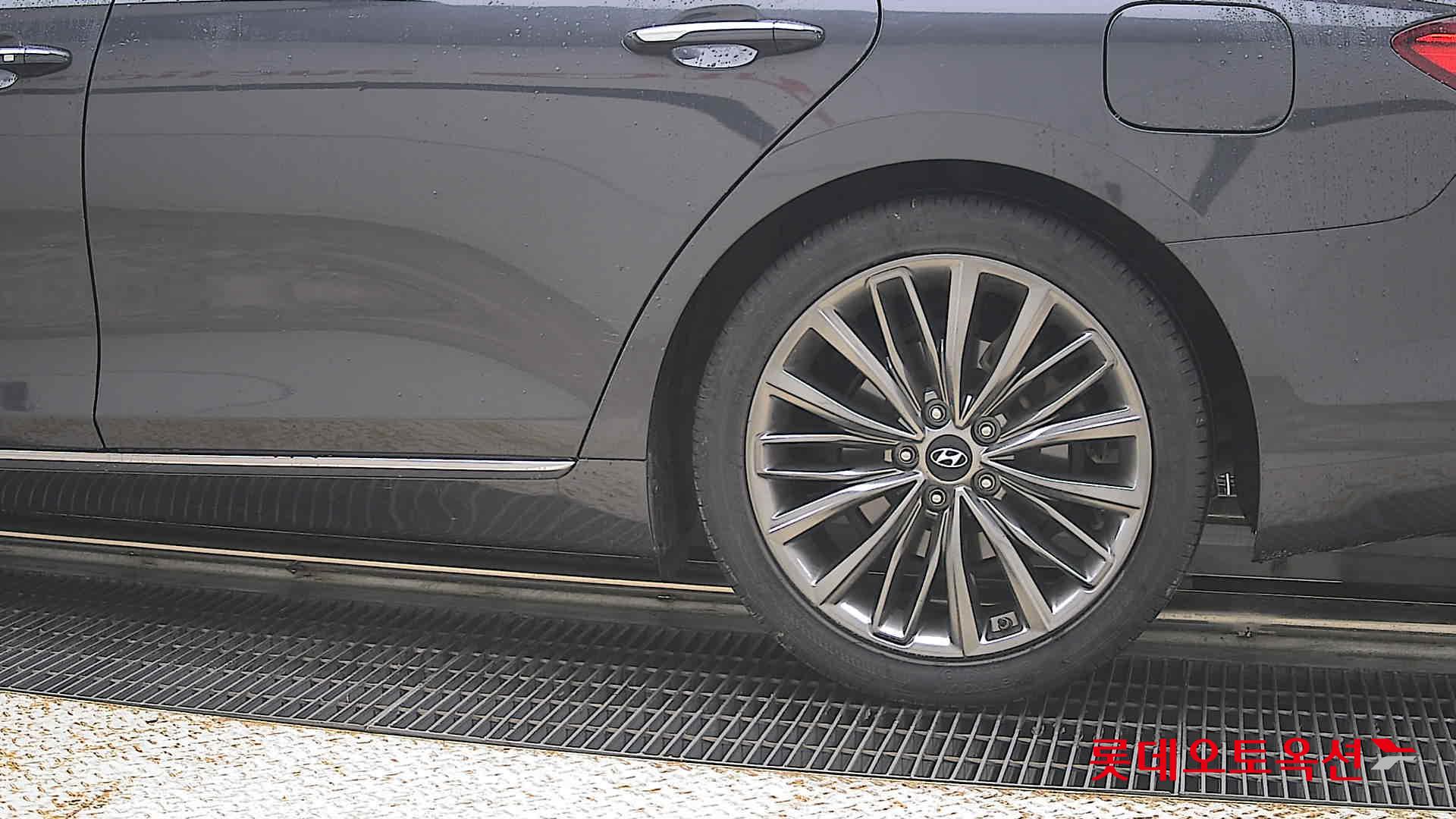 2018 - hyundai grandeur