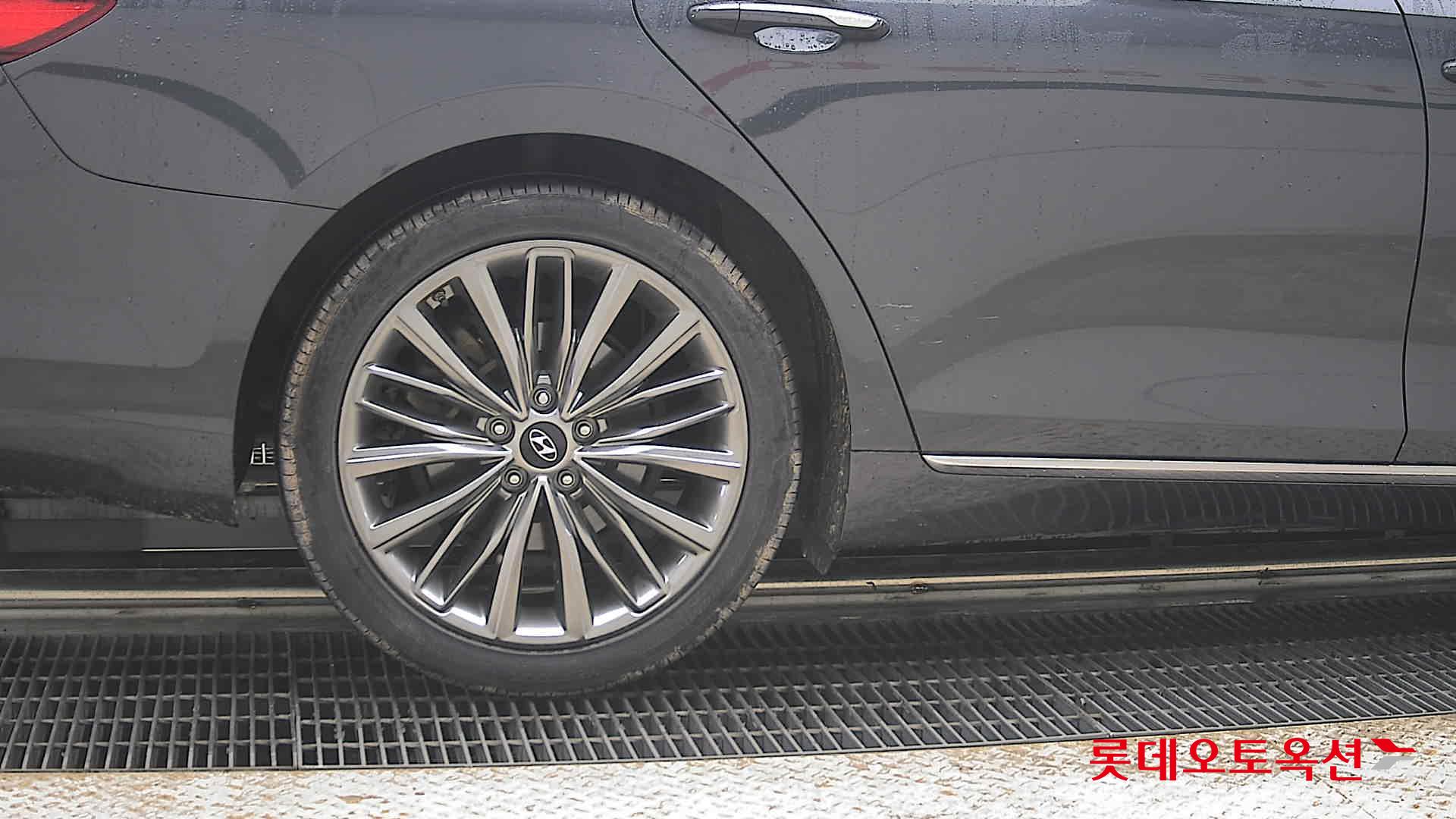2018 - hyundai grandeur