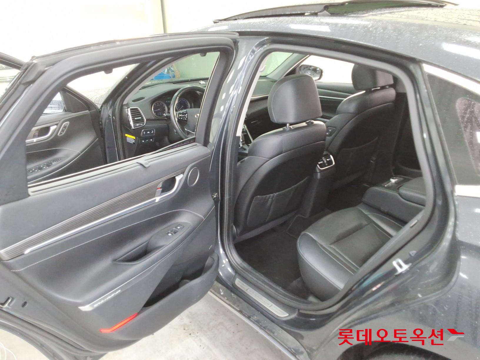 2018 - hyundai grandeur