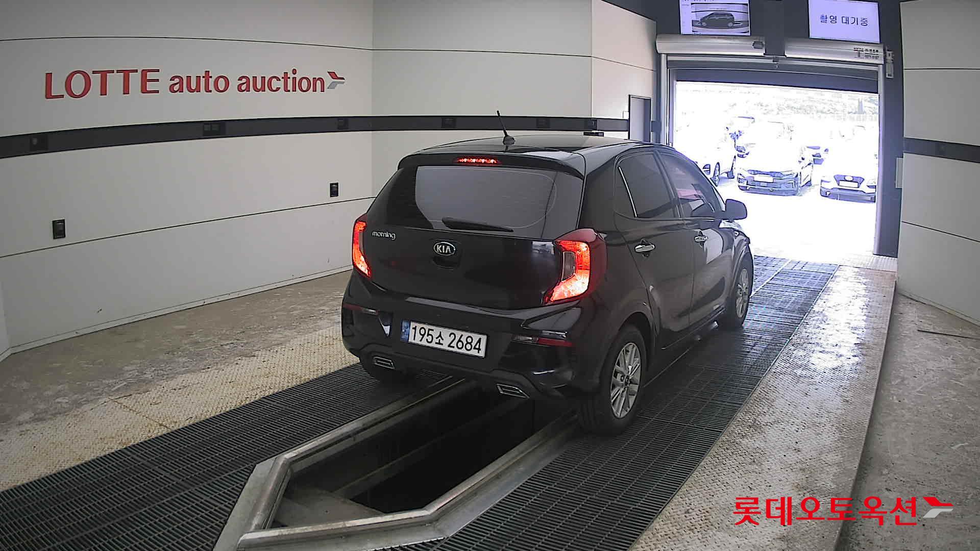 2021 - kia morning