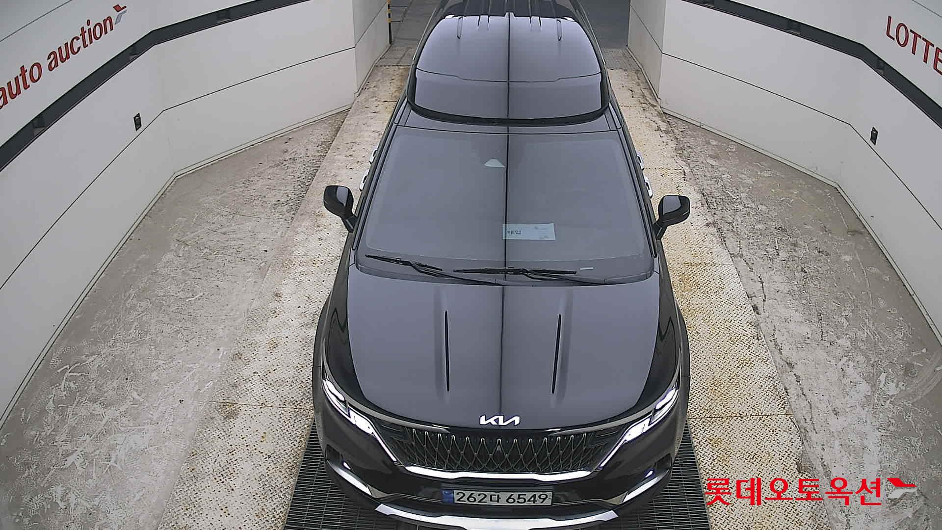 2022 - kia carnival
