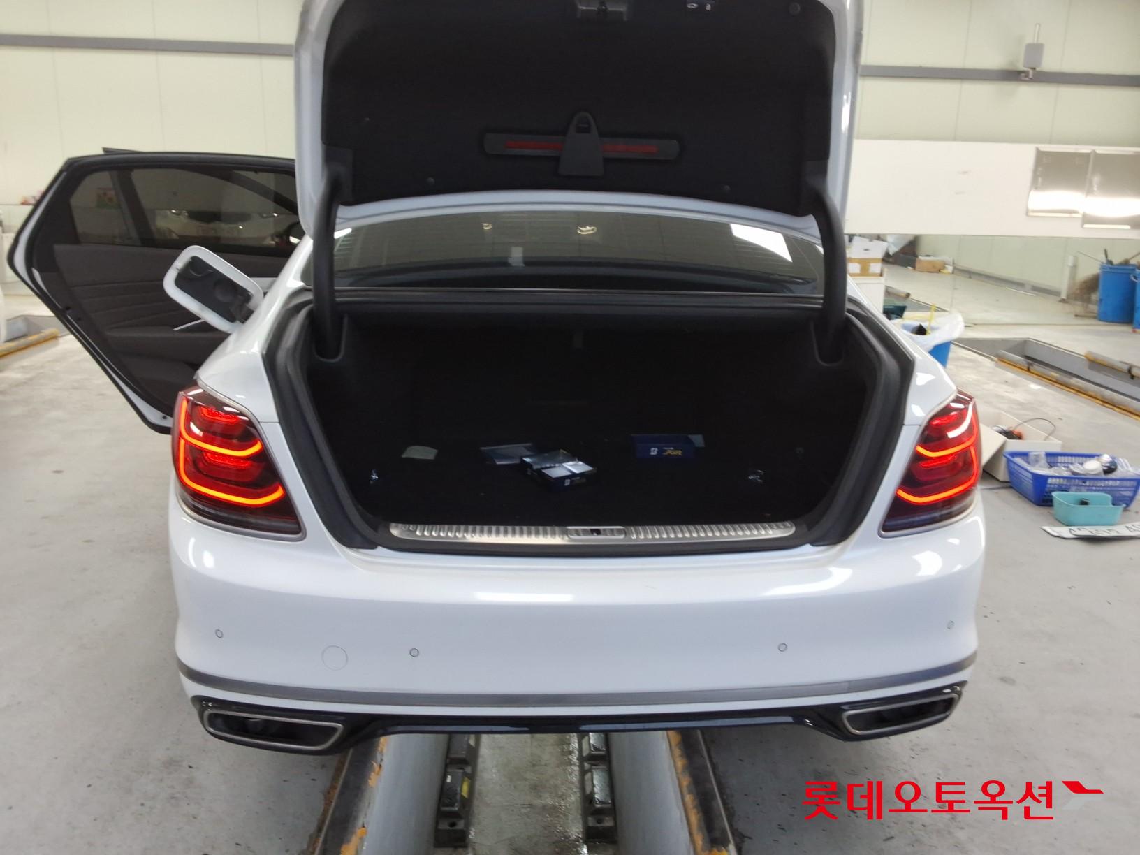 2019 - kia k9