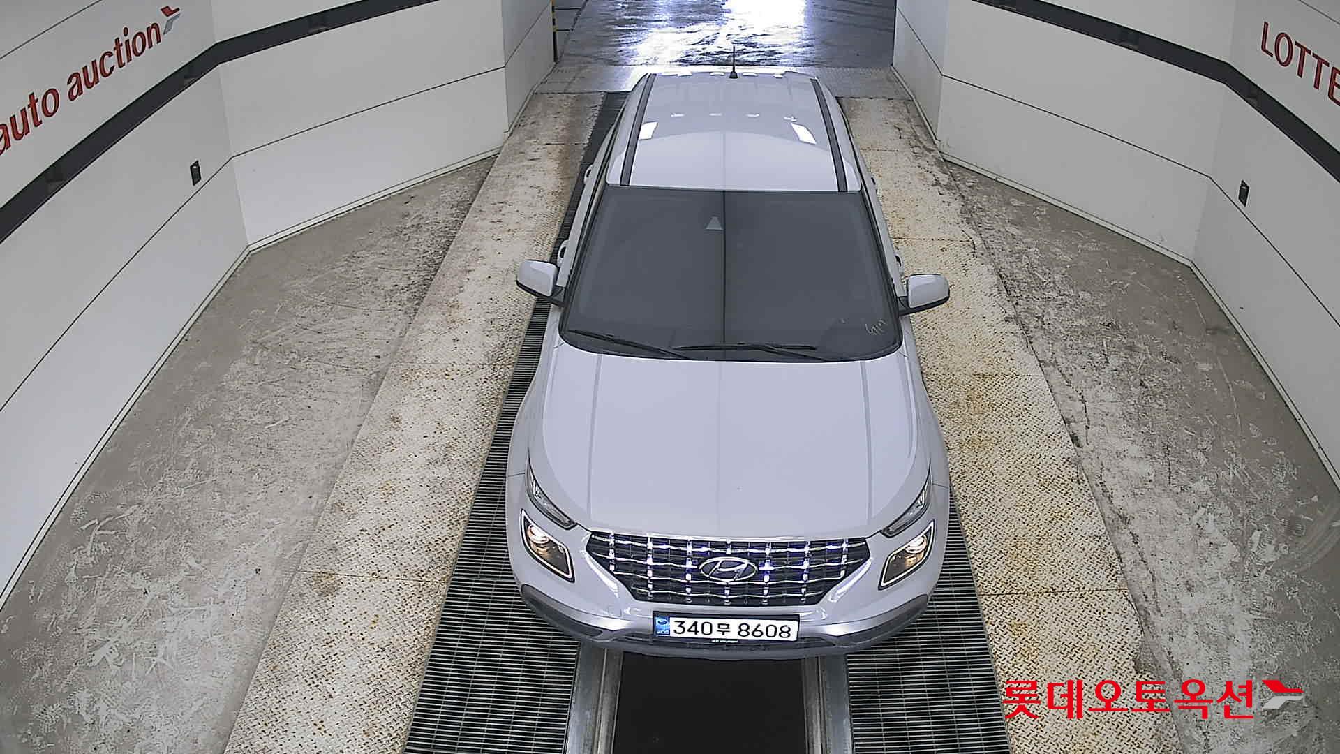 2022 - hyundai venue