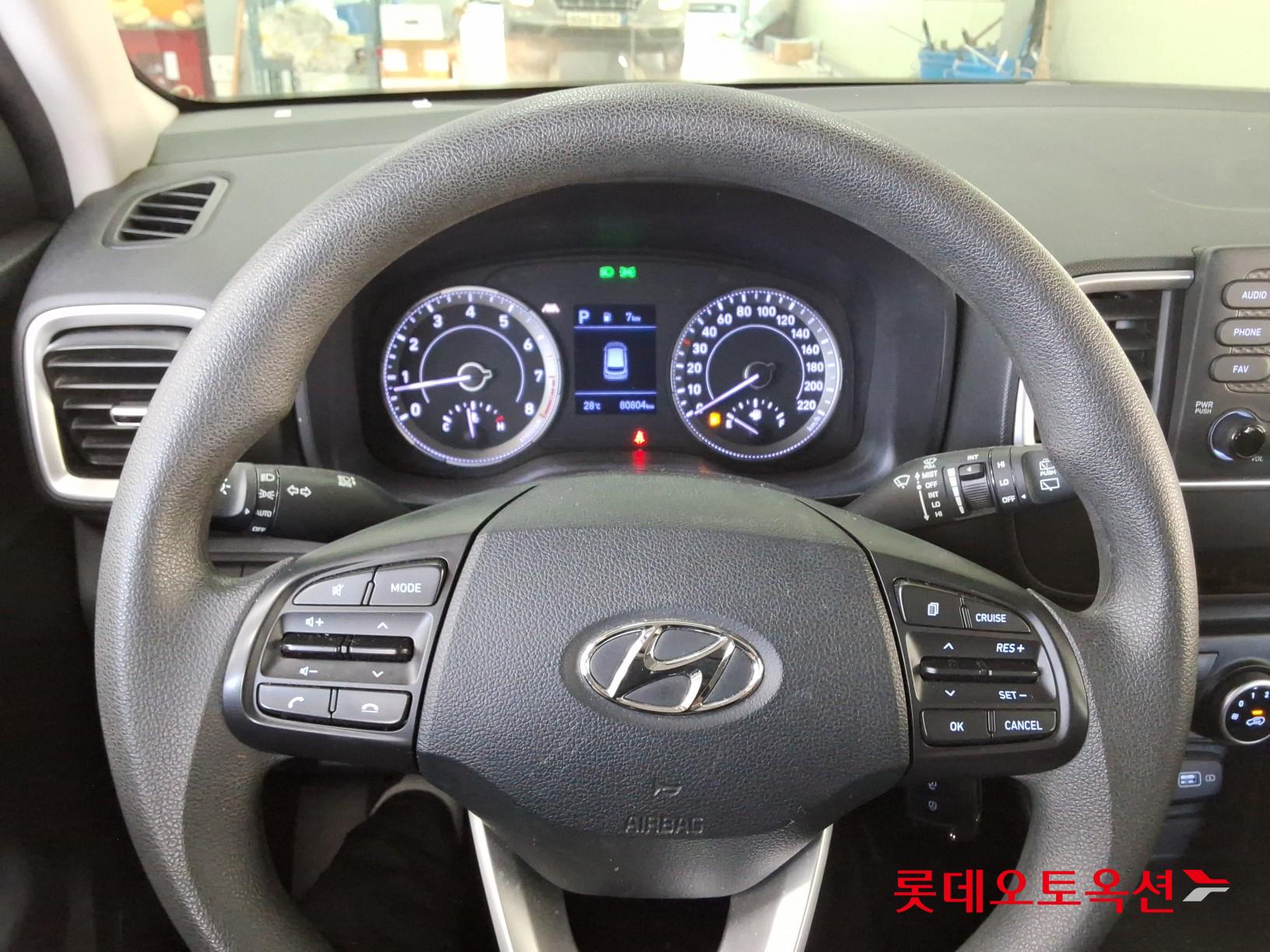 2022 - hyundai venue