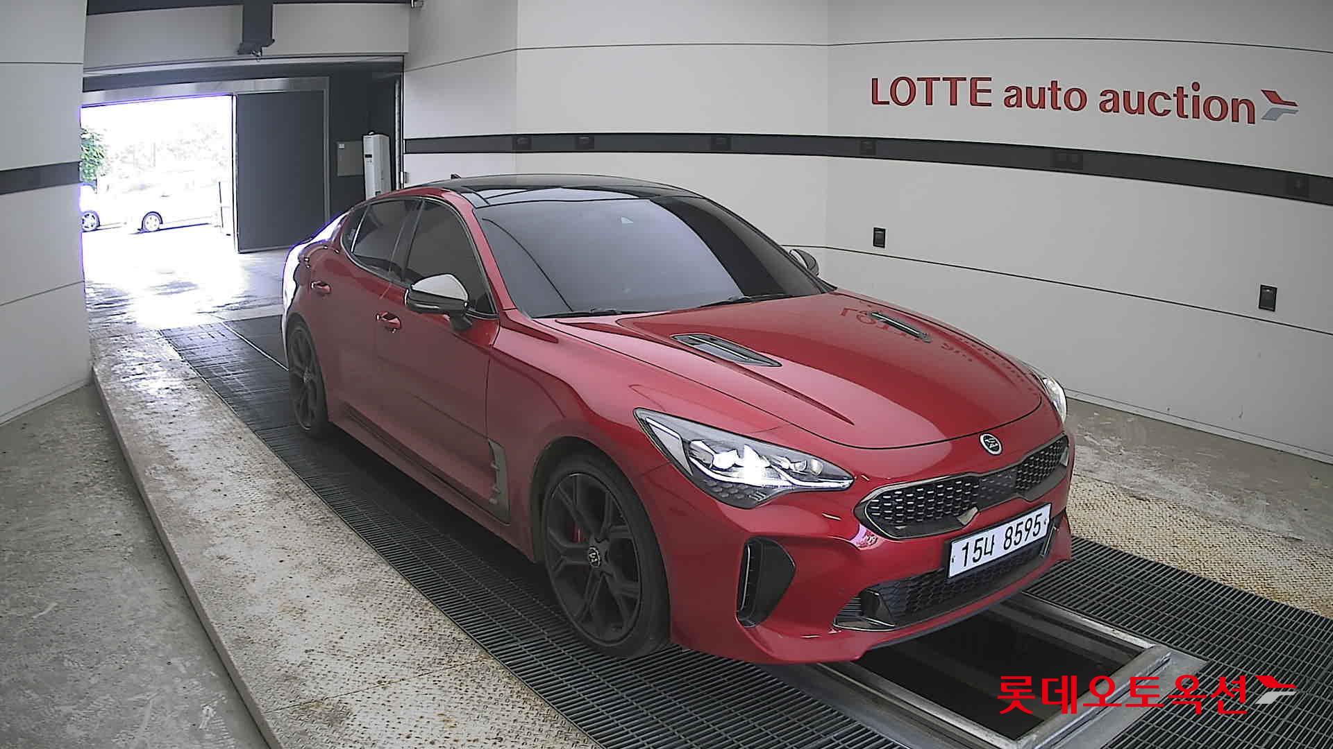 2019 - kia stinger