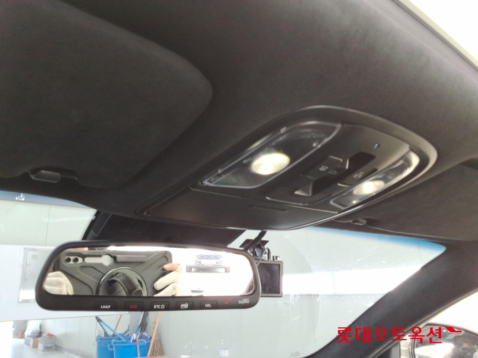 2019 - kia stinger